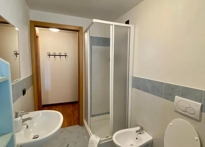 La Casa Dei Nonni - Foresteria Bed & Breakfast Vione